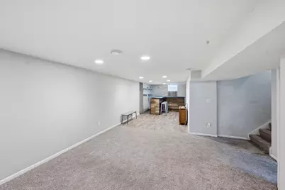 2792 S 58th St, Milwaukee, WI 53219 - Photo 13