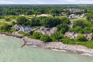 700 Waters Edge Rd, Racine, WI 53402 - Photo 55