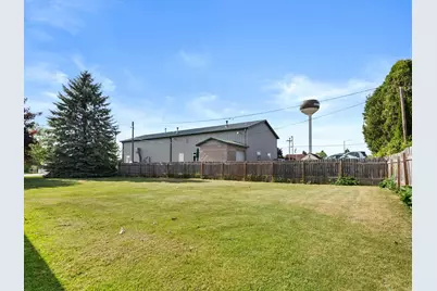 1433 N 40th St, Sheboygan, WI 53081 - Photo 5