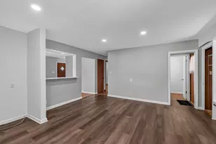 6540 N 91st St, Milwaukee, WI 53224 - Photo 7