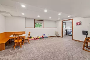 869 Spruce St, Hartford, WI 53027 - Photo 35