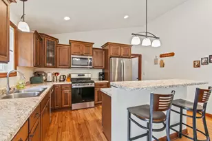 869 Spruce St, Hartford, WI 53027 - Photo 15