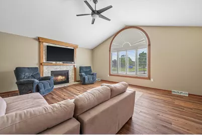 2803  Ridgeline Cir, Waukesha, WI 53188 - Photo 3