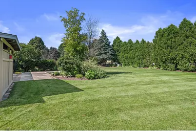 2803  Ridgeline Cir, Waukesha, WI 53188 - Photo 31