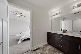 1079 Winterberry Ln, Grafton, WI 53024 - Photo 23