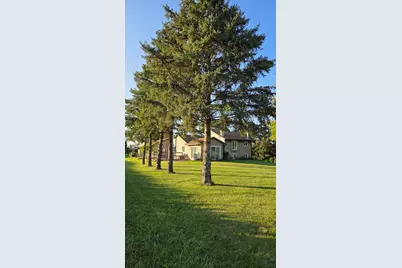 3377 N Hackbarth Rd, Janesville, WI 53548 - Photo 25