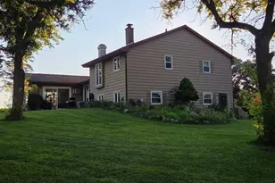 3377 N Hackbarth Rd, Janesville, WI 53548 - Photo 5