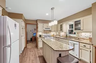 4047 S 70th St, Milwaukee, WI 53220 - Photo 13
