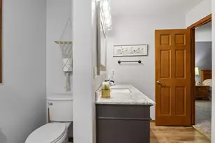 4047 S 70th St, Milwaukee, WI 53220 - Photo 17