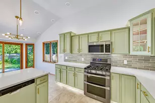 10063 64th Ave, Pleasant Prairie, WI 53158 - Photo 11
