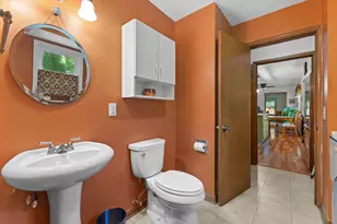 901 E Roberta Ave, Waukesha, WI 53186 - Photo 25