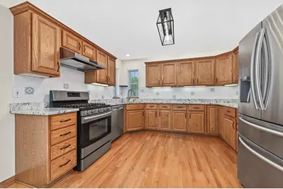 13575 W Foxwood Ct, New Berlin, WI 53151 - Photo 15