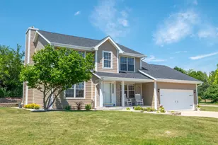 13575 W Foxwood Ct, New Berlin, WI 53151 - Photo 47