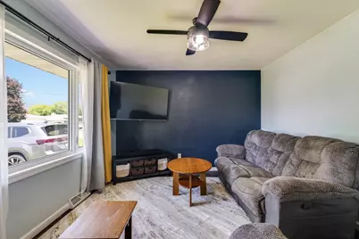 314  Shelly Ln, Campbell, WI 54603 - Photo 9