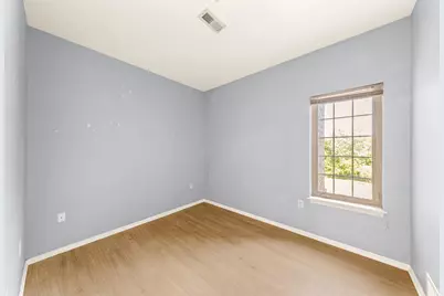 13060 W Bluemound Rd #201, Elm Grove, WI 53122 - Photo 13