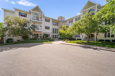 715  Canterberry Ct #101, West Bend, WI 53090 - Photo 1