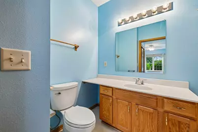 6949 S Rolling Meadows Cir, Oak Creek, WI 53154 - Photo 17