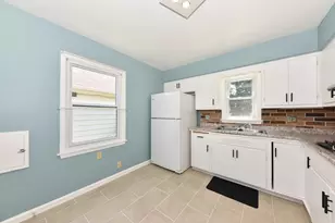 9007 W Greenfield Ave, West Allis, WI 53214 - Photo 7