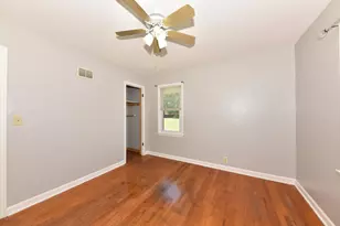 9007 W Greenfield Ave, West Allis, WI 53214 - Photo 11