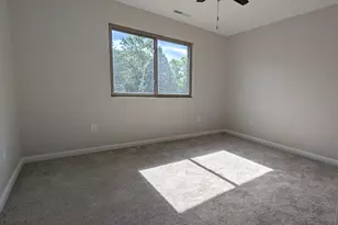 1011 S 2nd St, Delavan, WI 53115 - Photo 17