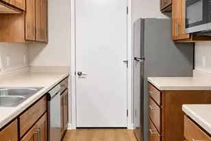 1011 S 2nd St, Delavan, WI 53115 - Photo 9