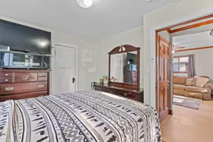 1016 S 97th St, West Allis, WI 53214 - Photo 11