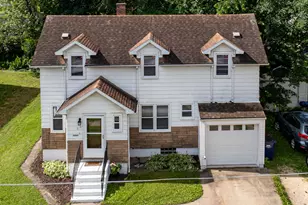 519 W Oak St, Sparta, WI 54656 - Photo 1