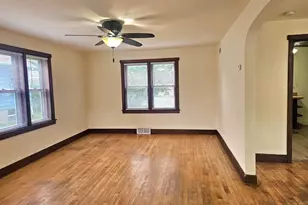 519 W Oak St, Sparta, WI 54656 - Photo 7