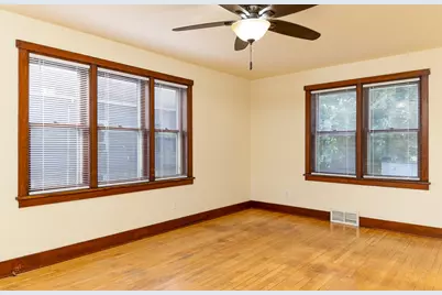 519 W Oak St, Sparta, WI 54656 - Photo 9