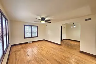 519 W Oak St, Sparta, WI 54656 - Photo 9