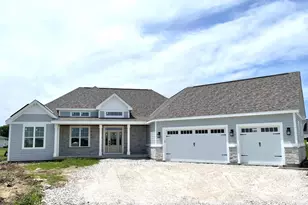 W358N6309 Ennis Rd, Oconomowoc, WI 53066 - Photo 1