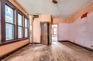 606 N 29th St, Milwaukee, WI 53208 - Photo 7
