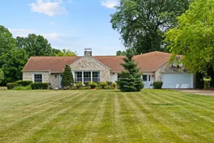 2630 S Root River Pkwy, West Allis, WI 53227 - Photo 1