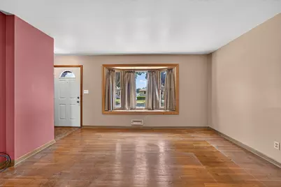 6527 S 18th St, Milwaukee, WI 53221 - Photo 23