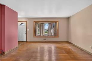 6527 S 18th St, Milwaukee, WI 53221 - Photo 23