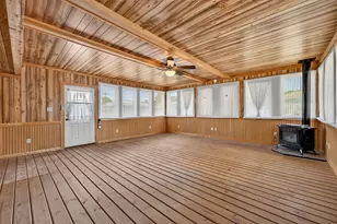 6527 S 18th St, Milwaukee, WI 53221 - Photo 11