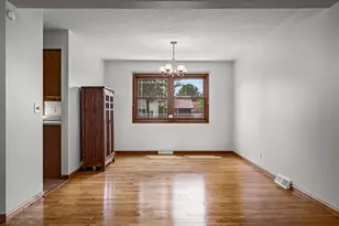 616 Grove St, Onalaska, WI 54650 - Photo 7