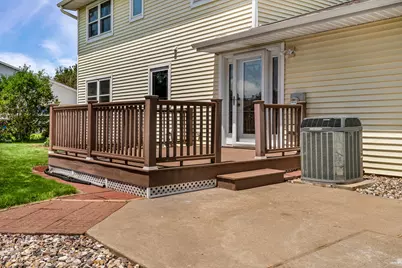 616  Grove St, Onalaska, WI 54650 - Photo 35