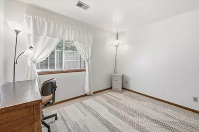1755  Parknoll Ln #4, Port Washington, WI 53074 - Photo 17