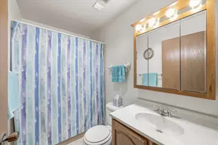 1755 Parknoll Ln, Port Washington, WI 53074 - Photo 11