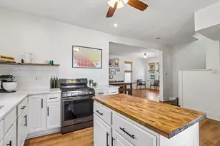 510 E Garfield Ave, Milwaukee, WI 53212 - Photo 19