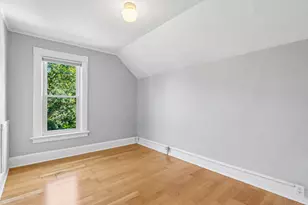 510 E Garfield Ave, Milwaukee, WI 53212 - Photo 35