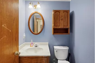 2212  Allen Ln, Waukesha, WI 53186 - Photo 15