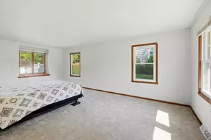 2212 Allen Ln, Waukesha, WI 53186 - Photo 13