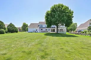 1836 Tallgrass Cir, Waukesha, WI 53188 - Photo 45