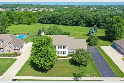 1836  Tallgrass Cir, Waukesha, WI 53188 - Photo 43