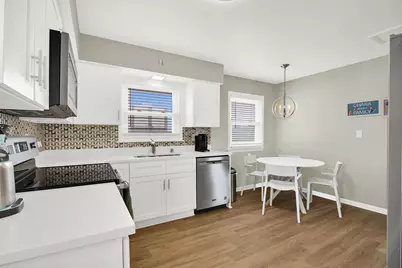 N128W20472  Holy Hill Rd, Germantown, WI 53076 - Photo 9