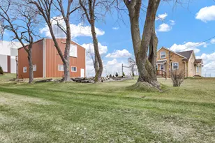 N128W20472 Holy Hill Rd, Germantown, WI 53076 - Photo 21
