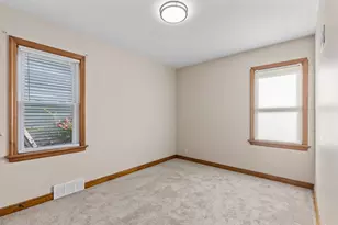 4460 N 42nd St, Milwaukee, WI 53209 - Photo 7