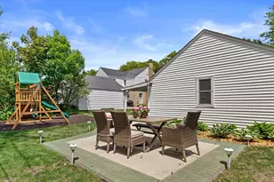 2537 N 84th St, Wauwatosa, WI 53226 - Photo 25
